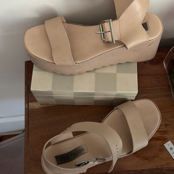 Steve Madden Platform Sandal Size Women’s 8 - Picture 2 of 4